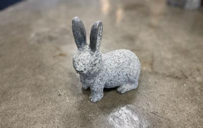 salg af Hare L15cm rød/blå