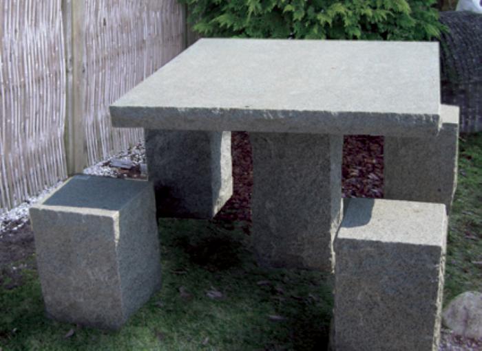 salg af Havemøbelsæt "Kvadrat" i gråsort granit
