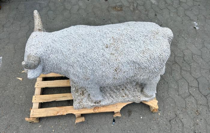 salg af Højlandskvæg gul granit