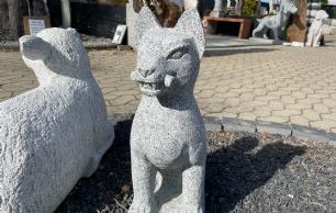 Japansk ræv gråsort granit