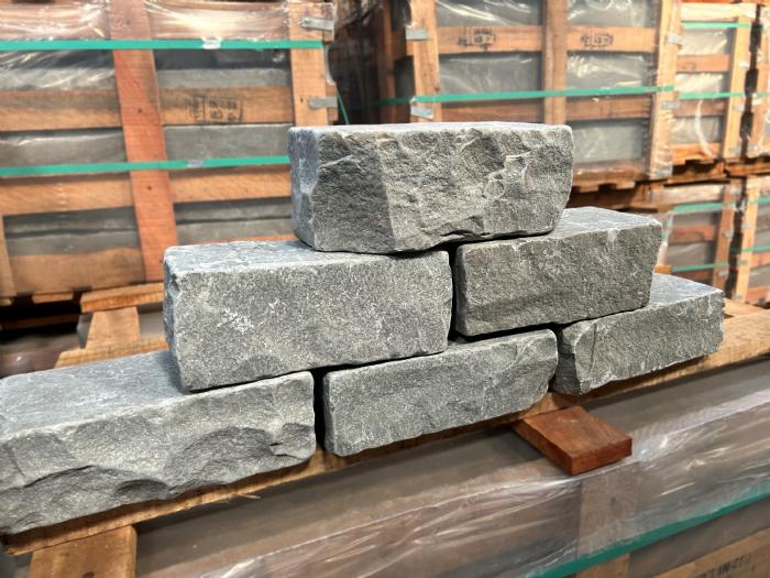 salg af 32,5 x 10,0 x 5,5-7,5 cm, pr. stk