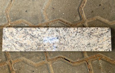 Kantliste Tiger Rust granit