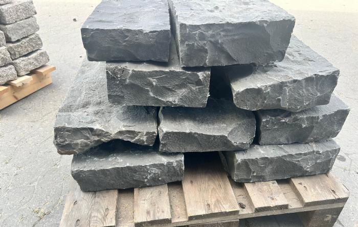 salg af Kantsten sort basalt