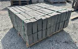 Sort basalt kantsten hel palle
