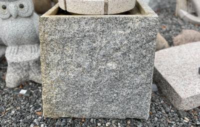 salg af Kar til vandsten grå granit