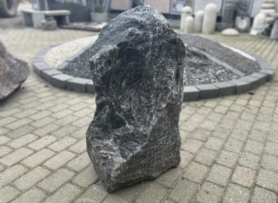 salg af Klippestykke sort granit