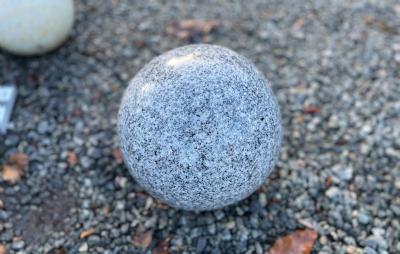 salg af Kugle poleret dia. 20 cm lysgrå