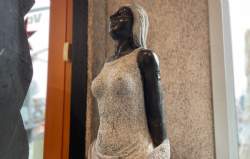sort marmor dame