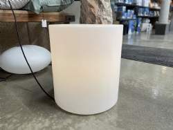 hvid lampe plast