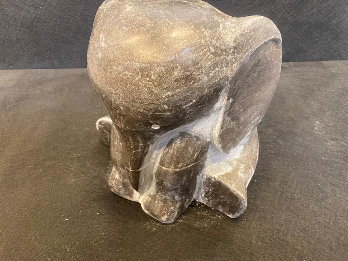 salg af Lille siddende elefant