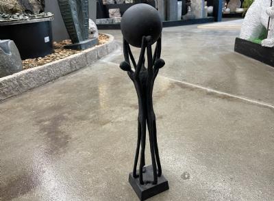 salg af Mennesker stå sammen sort metal