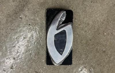 salg af Numre og bogstaver i metal - Nr. 6