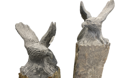 salg af Ørn på basalt pedestal