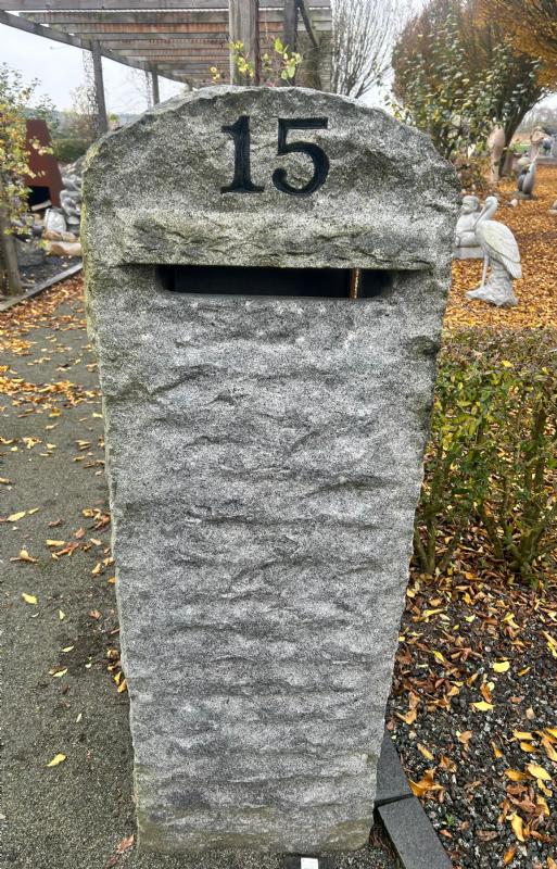 salg af Postkasse gråsort nr. 15