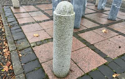 salg af Pullert granit