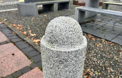 salg af Pullert granit