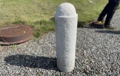 salg af Pullert granit