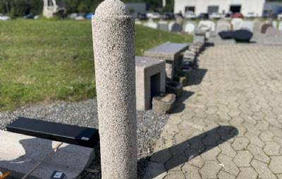 salg af Pullert granit