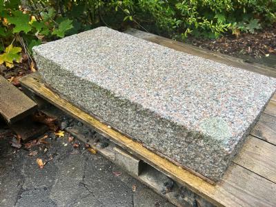 salg af REST TRAPPE TRIN GRANIT ROSA