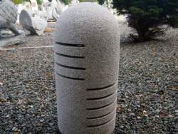 rund granithavelampe i rosa granit