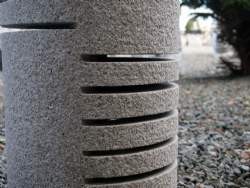 Pulletlampe i rosa granit