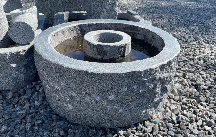 salg af Rundt granitkar Ø45 cm