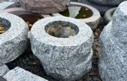 fuglebad grå indisk granit