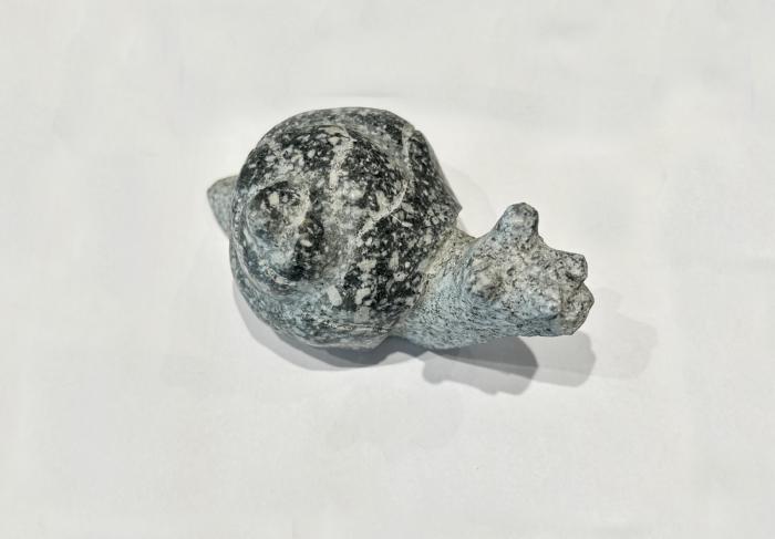 salg af Lille snegl i grå poleret granit