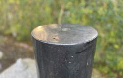sort søjle