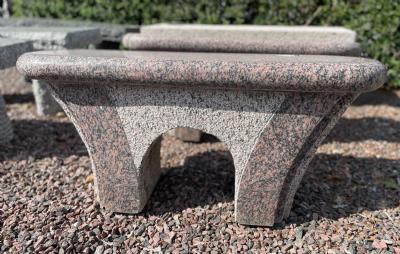 salg af Søren bænk poleret rød granit