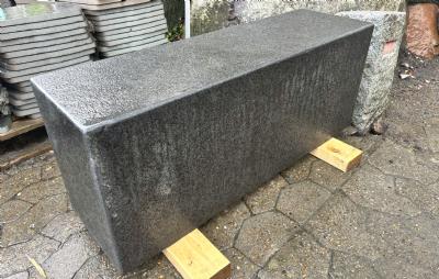 salg af Sokkel bænk basalt