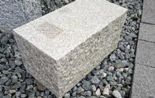 Sokkel liggende rosa