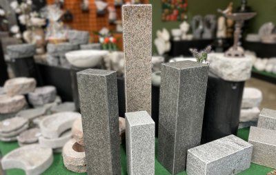 Sokler ass. modeller i granit