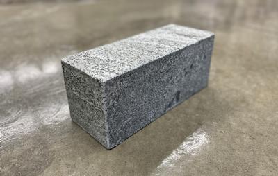salg af Sokler ass. modeller i granit nr. 5