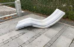 liggestol hvid marmor