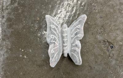 salg af Sommerfugl granit lille