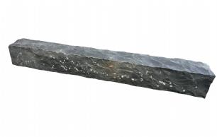 Sort basalt palisade kantsten
