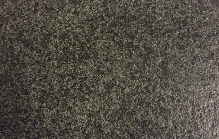 salg af Sort brændt/børstet basalt flise