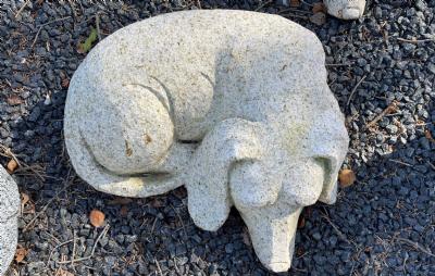 salg af Sovende hund L 40 cm