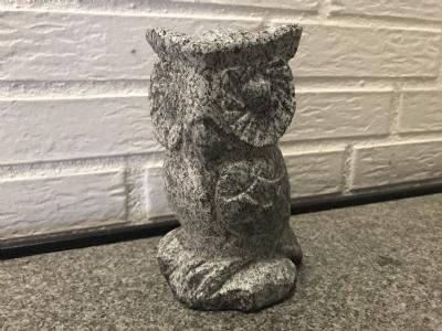 salg af Stenugle i grå granit H15 cm
