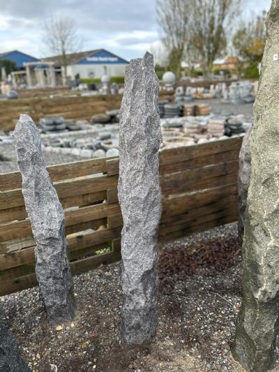 salg af Stick i blå granit nr. 17