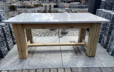 salg af Stort havebord med granitbordplade