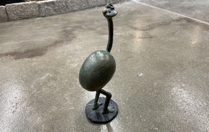 salg af Struds grøn metal