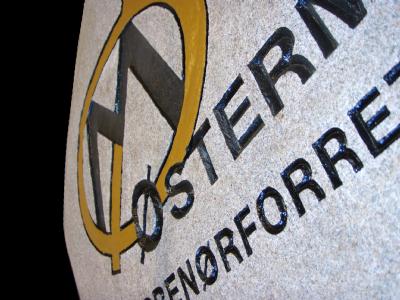 salg af Tekst eller logo på gårdsten
