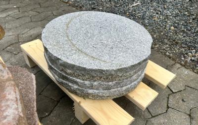 salg af Trædesten 2.sortering lys grå rund