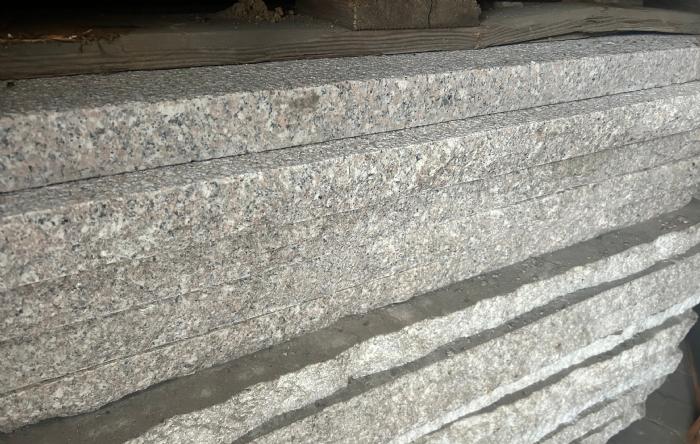 salg af Trappebeklædning rosa granit