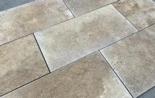 Travertin fliser valnød slebet