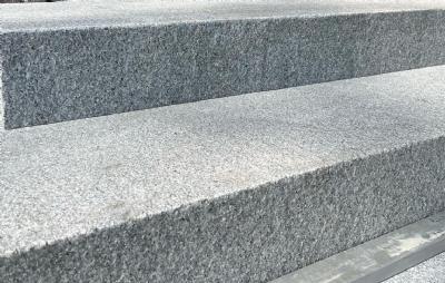 salg af Trappetrin grå indisk granit - 100 x 60 x 15 cm