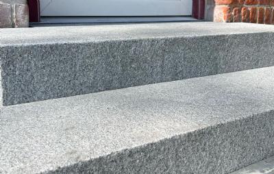 salg af Trappetrin grå indisk granit - 200 x 35 x 15 cm
