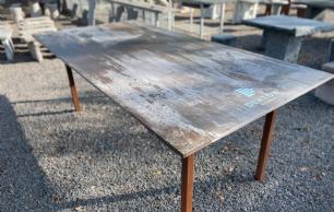 Understel med Dekton bordplade